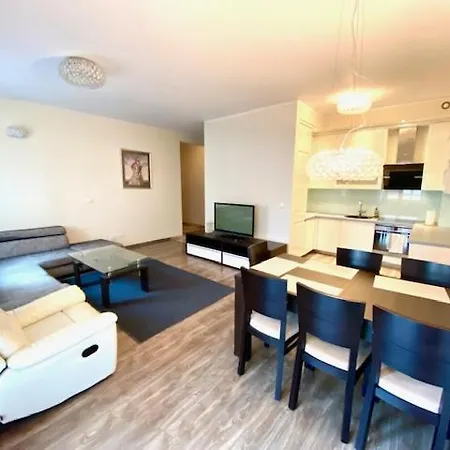 Brownie - Neptun Park By Oneapartments