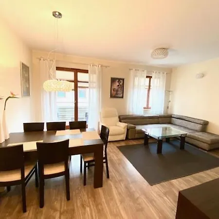 Brownie - Neptun Park By Oneapartments